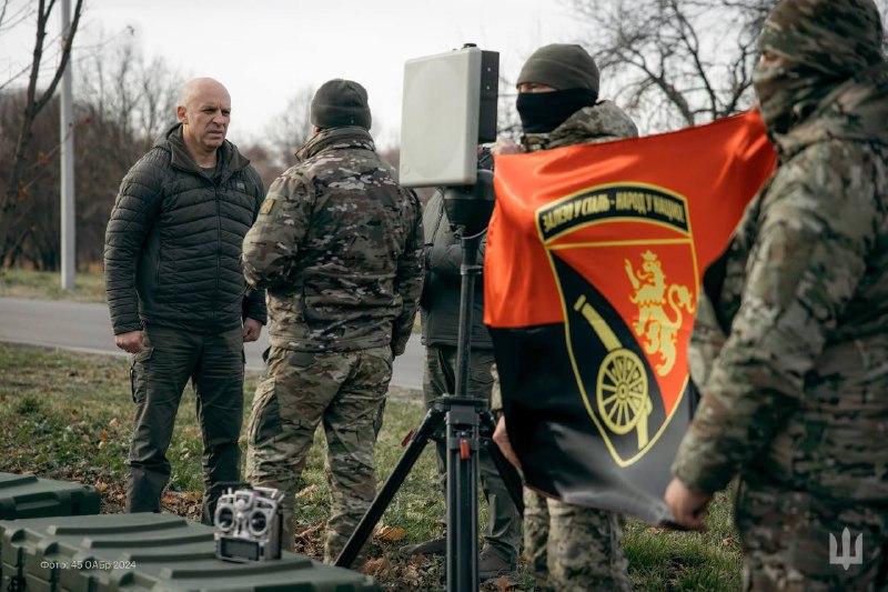 Дякуємо захисникам за щоденну боротьбу 💪 Нехай техніка допоможе знищити якнайбільше російських ворогів 🫡 Віримо у ЗСУ 🇺🇦