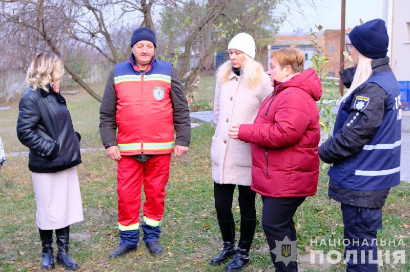 Сеанси каністерапії від поліції Сумщини для поранених захисників України сприяють їх швидшому одужанню